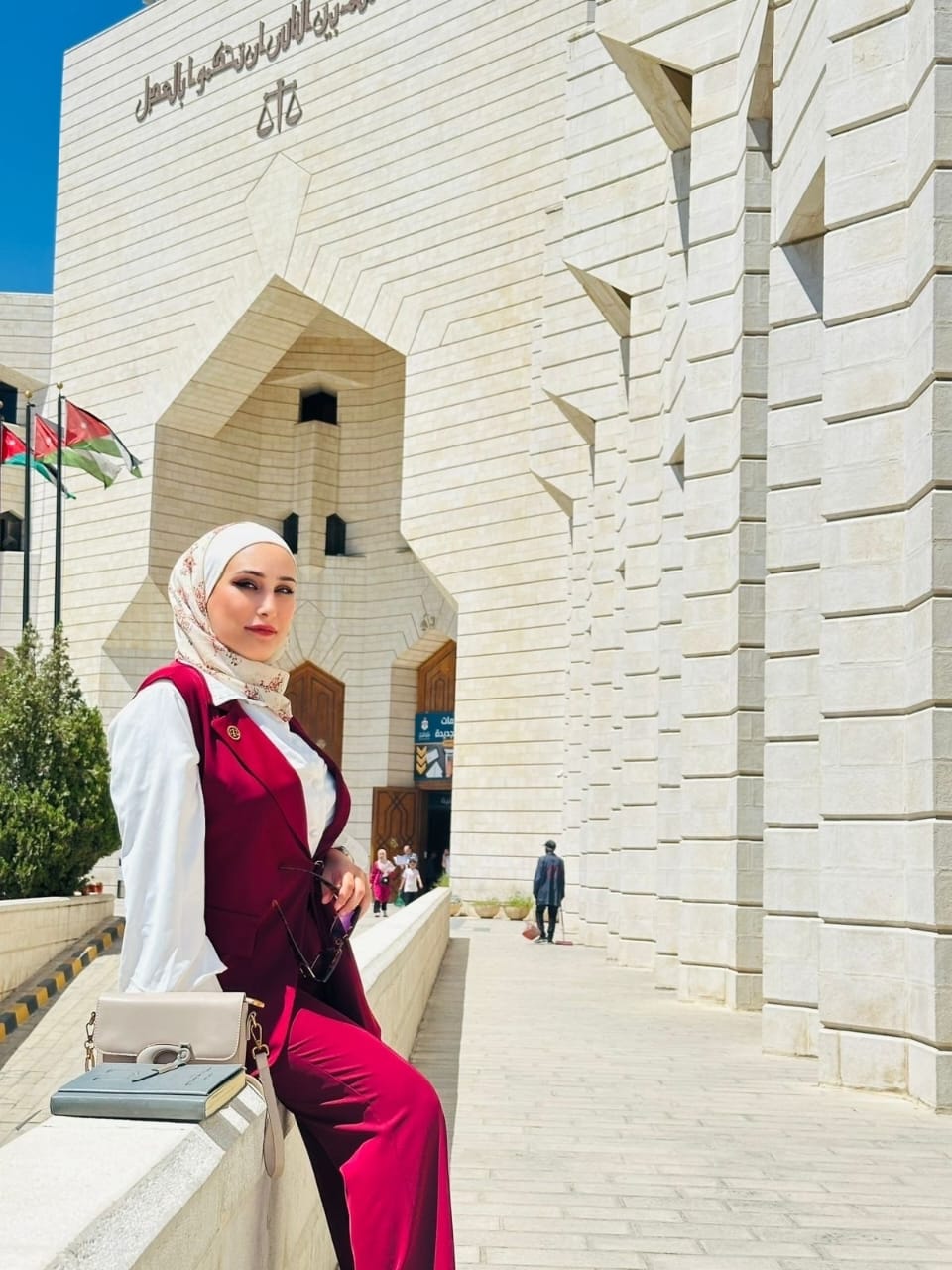 Shurooq  Alzaher 